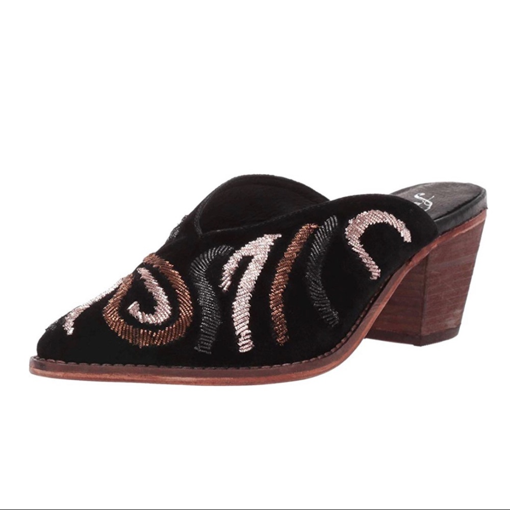 Free People | Velvet Anya Mule